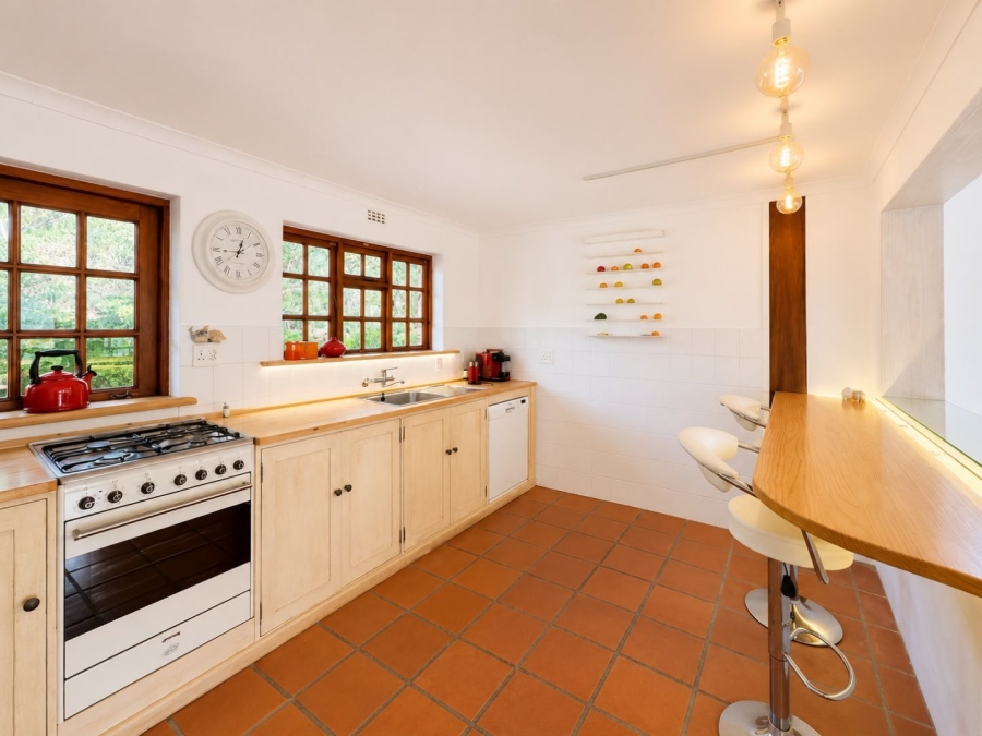 To Let 2 Bedroom Property for Rent in Crofters Valley Western Cape